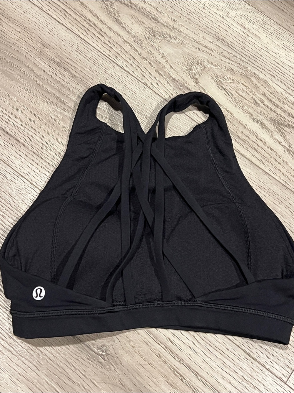 lululemon athletica Black Strappy Back Sports Bra